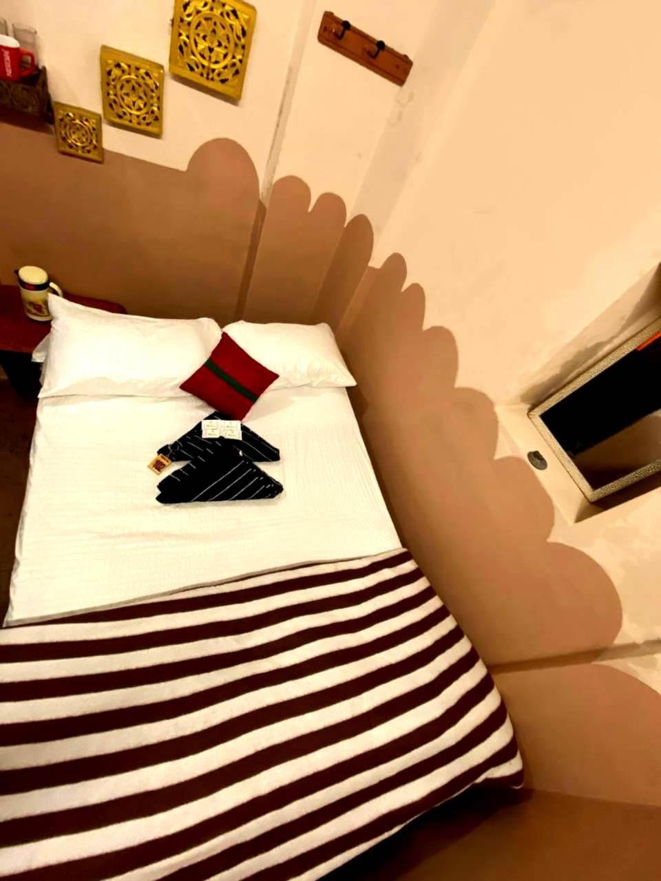 Stay Inn Heritage فاراناسي المظهر الخارجي الصورة